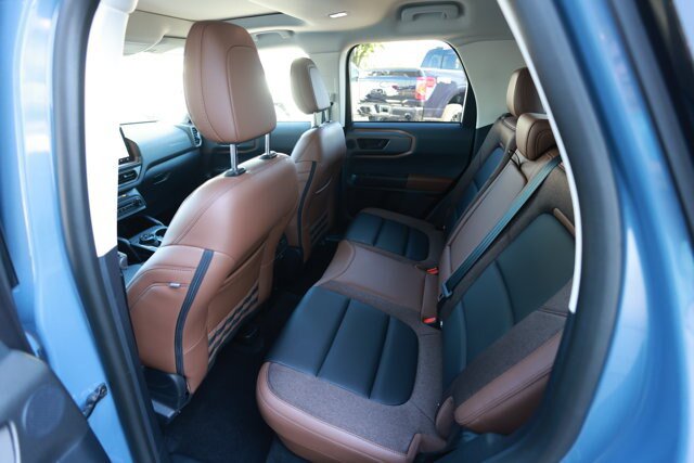 Certified 2025 Ford Bronco Sport Outer Banks w/ Outer Banks Tech Package+ AWD/4WD image 10