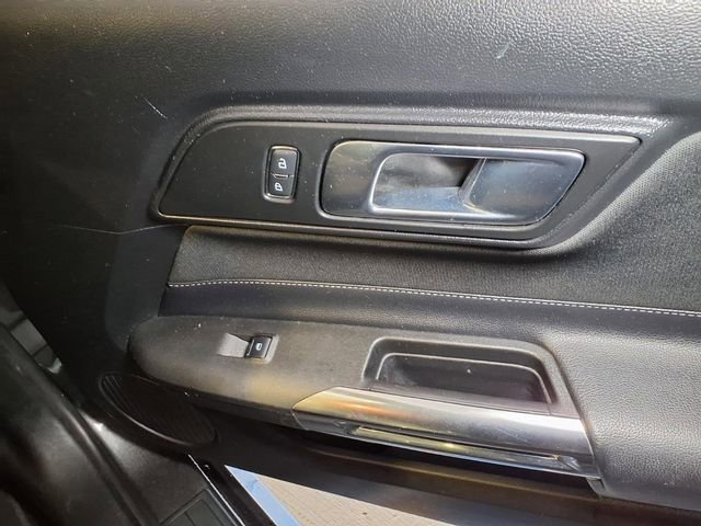 Certified 2020 Ford Mustang Coupe RWD image 26