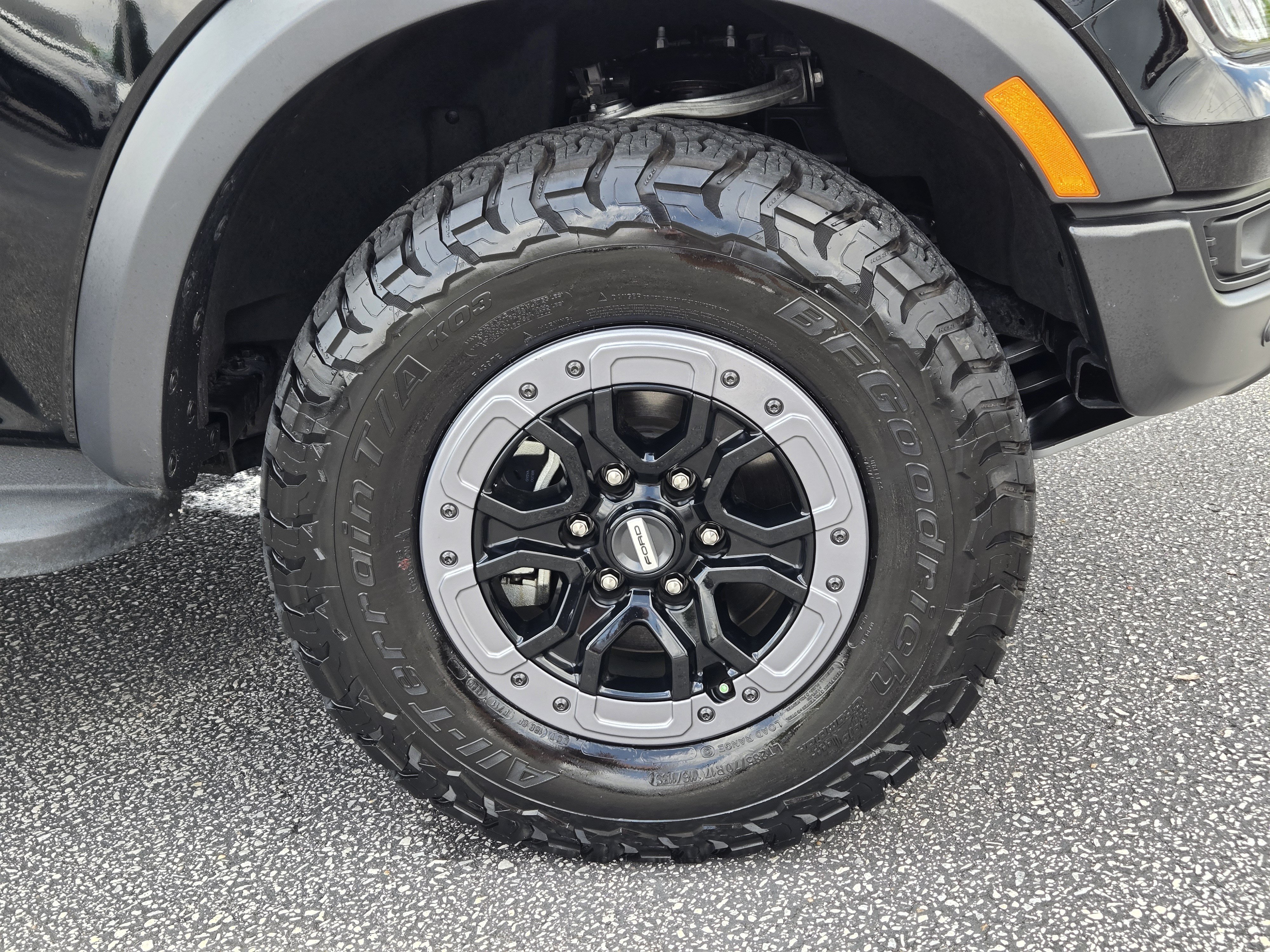 Certified 2025 Ford Ranger Raptor AWD/4WD image 5