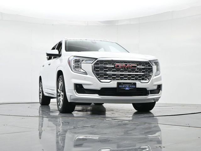 Used 2022 GMC Terrain Denali image 40