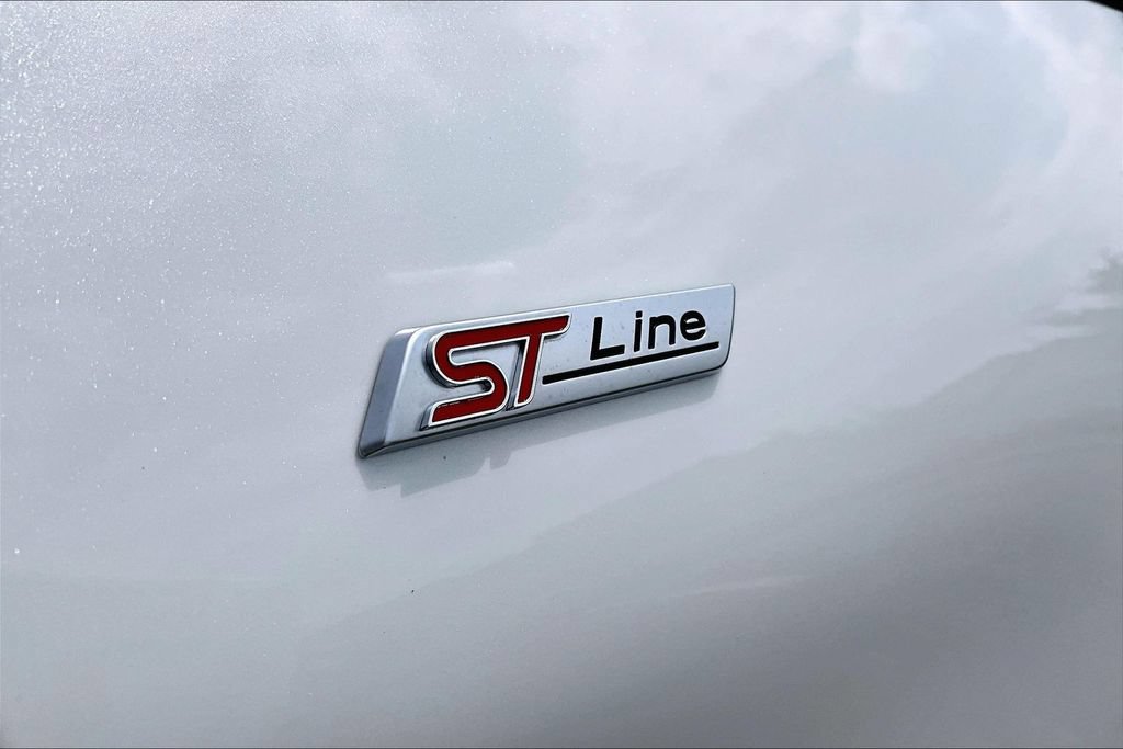 Certified 2024 Ford Explorer ST-Line w/ Class IV Trailer Tow Package AWD/4WD image 8