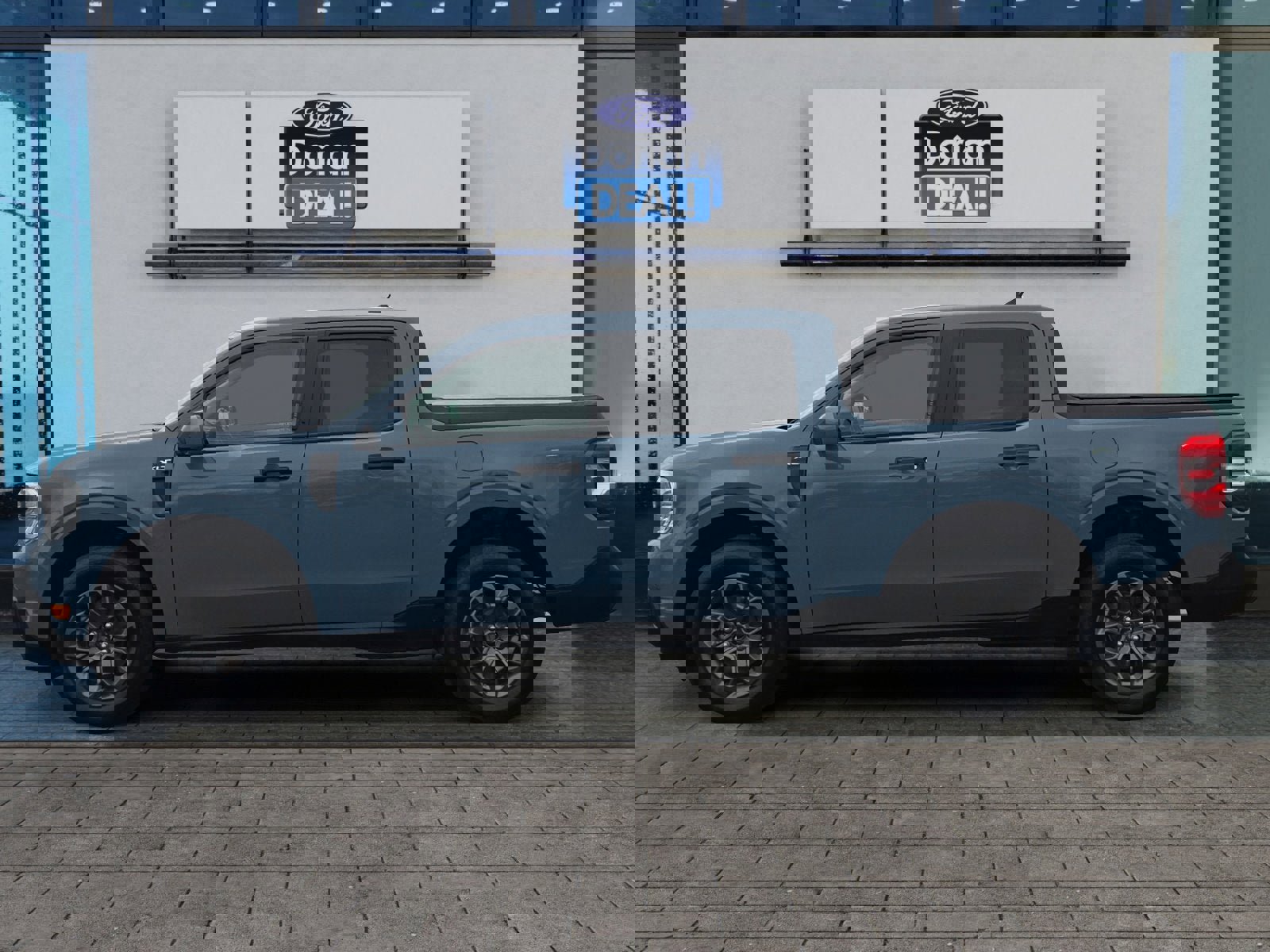 Certified 2022 Ford Maverick XLT w/ XLT Luxury Package image 2