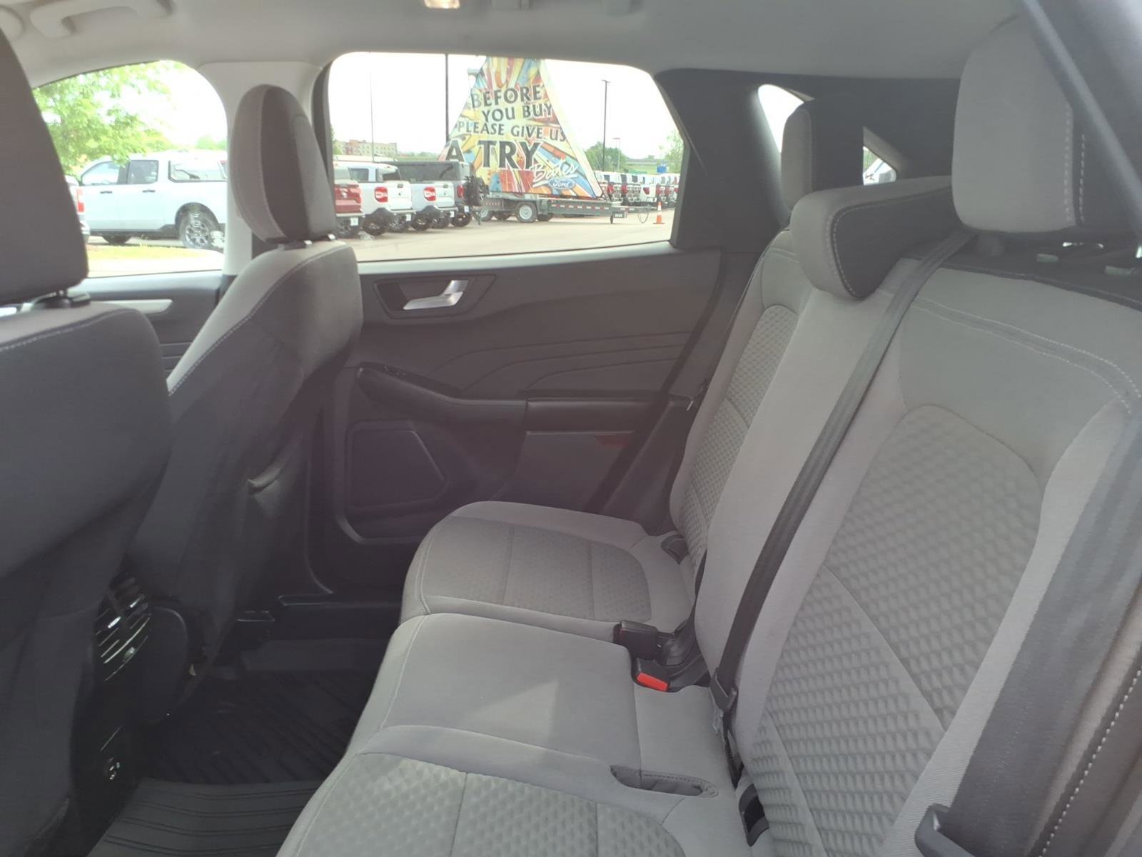 Certified 2021 Ford Escape SE w/ Cold Weather Package image 14