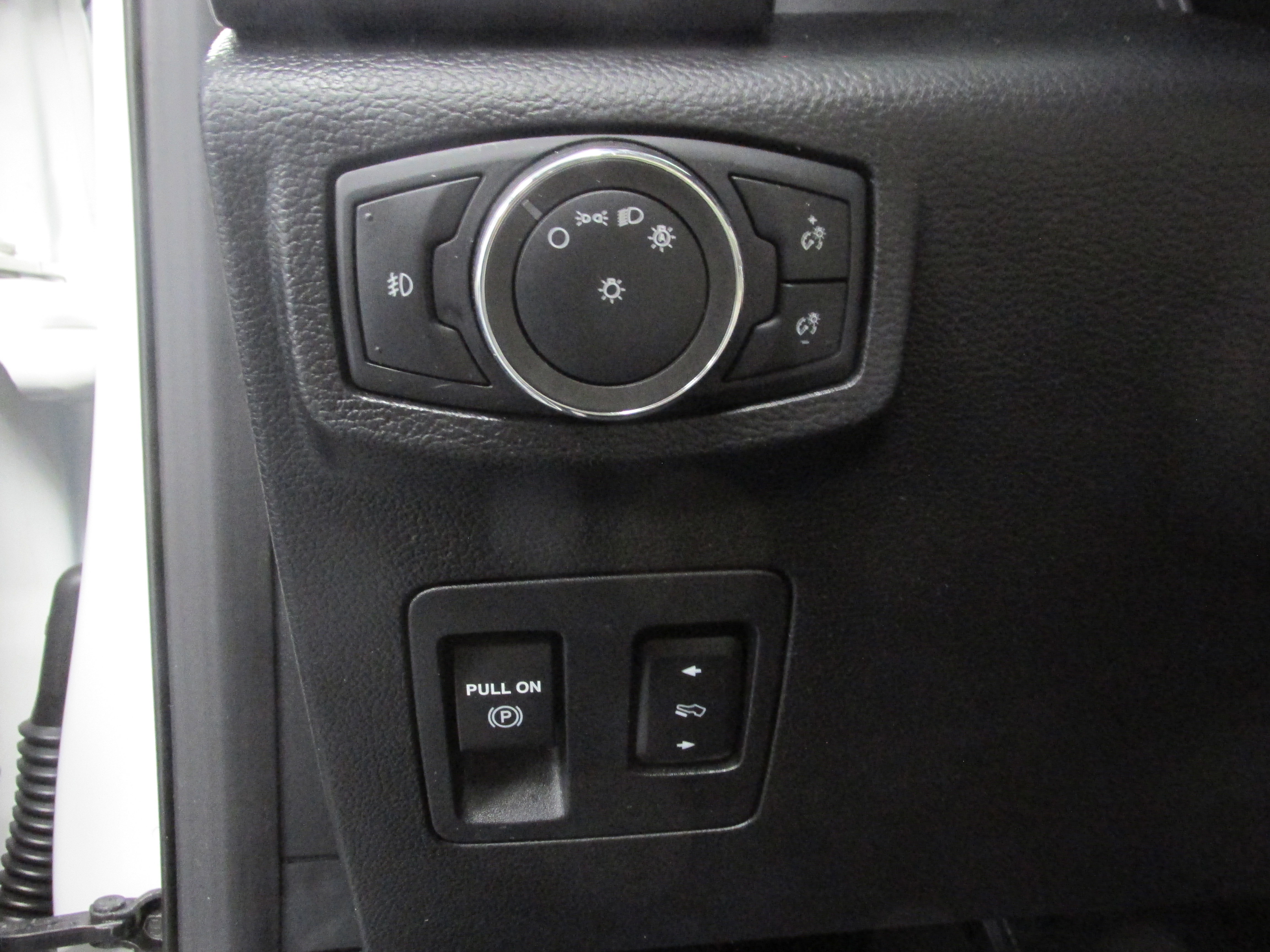 Certified 2020 Ford Expedition Max Platinum image 36