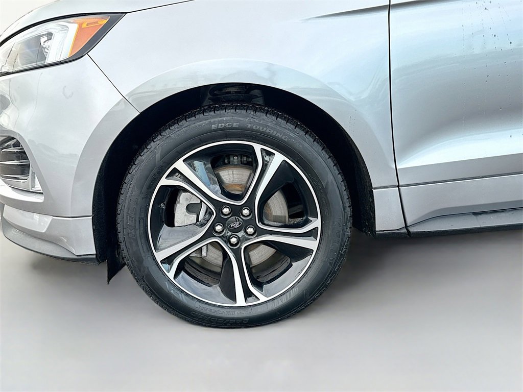 Certified 2022 Ford Edge ST image 22