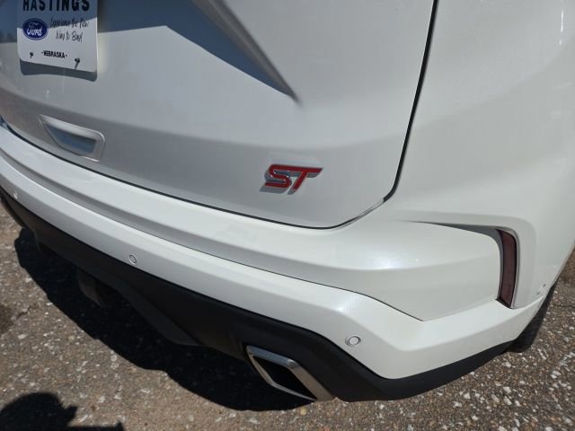 Certified 2024 Ford Edge ST w/ Equipment Group 401A image 14