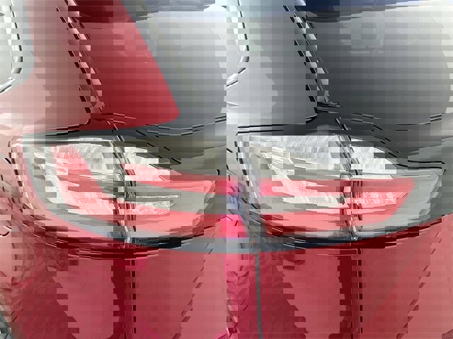 Certified 2023 Ford Edge ST image 24