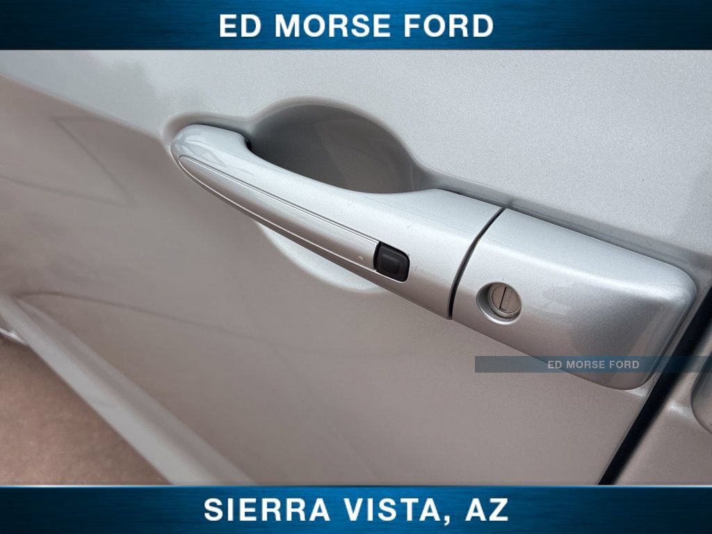 Used 2024 Chrysler Pacifica Touring-L FWD image 25
