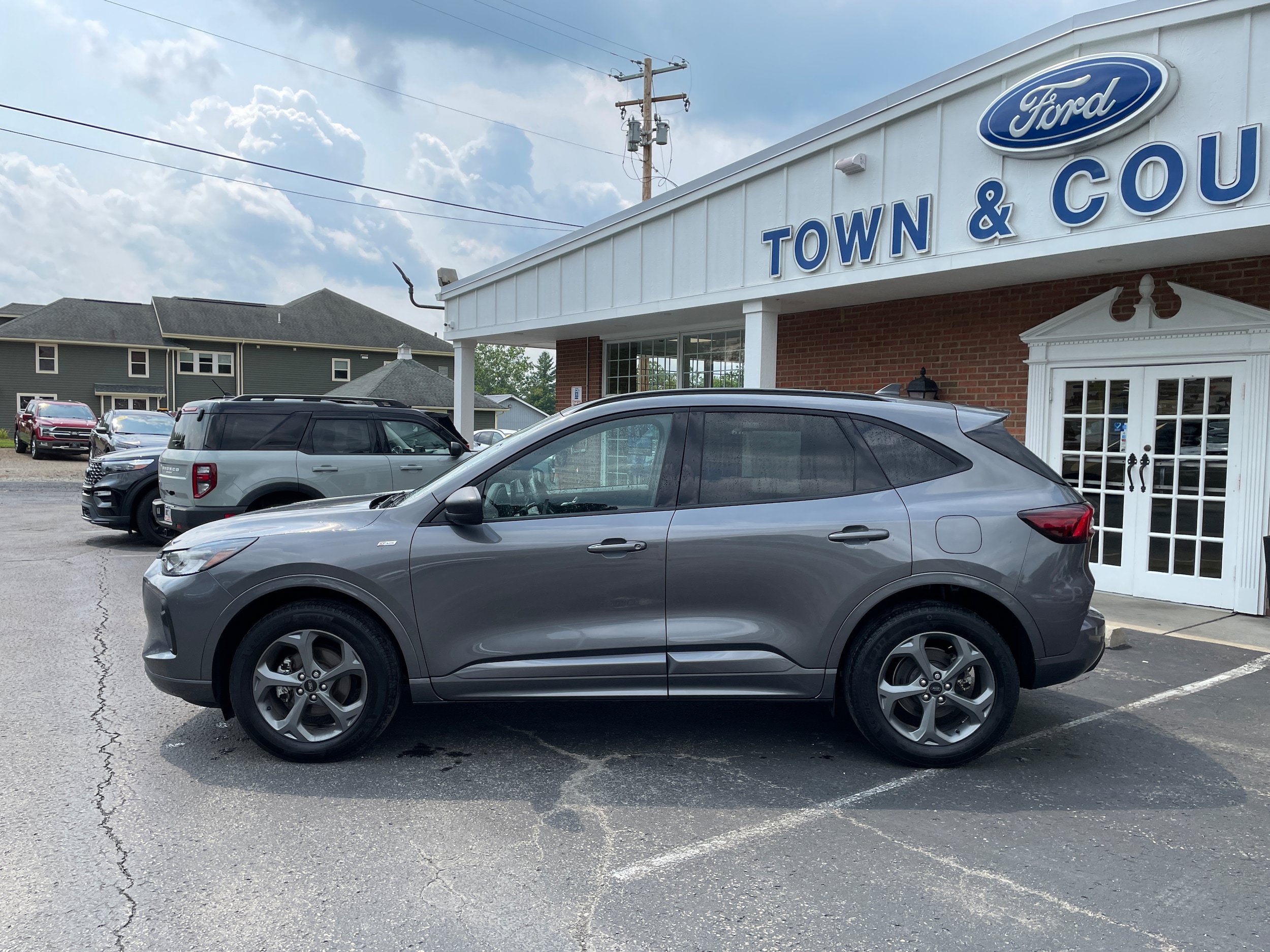 Certified 2024 Ford Escape ST-Line w/ Tech Pack #1 AWD/4WD image 8