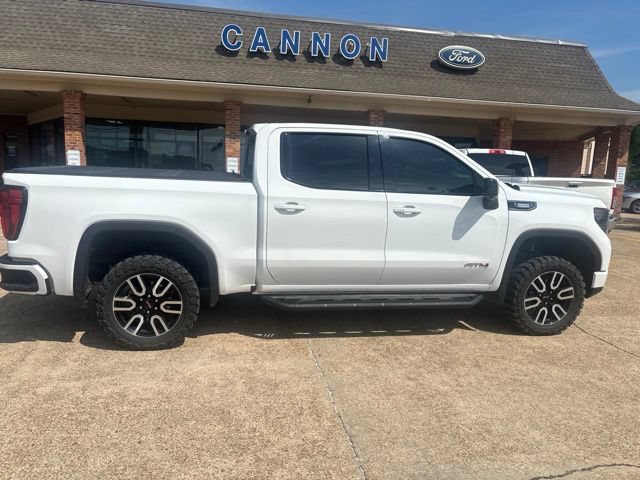 Used 2025 GMC Sierra 1500 AT4 w/ Technology Package AWD/4WD image 6
