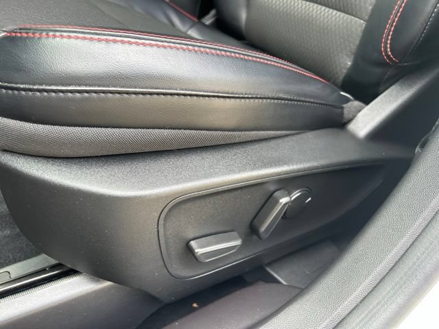 Certified 2023 Ford Escape ST-Line w/ Tech Pack #1 AWD/4WD image 13