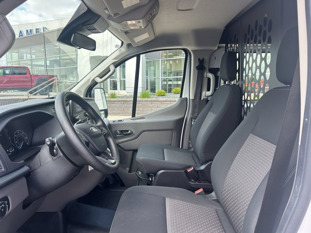 Certified 2025 Ford Transit 250 Low Roof w/ Exterior Upgrade Package RWD image 10