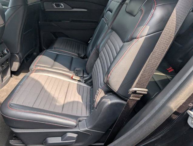 Certified 2025 Ford Explorer ST-Line RWD image 9