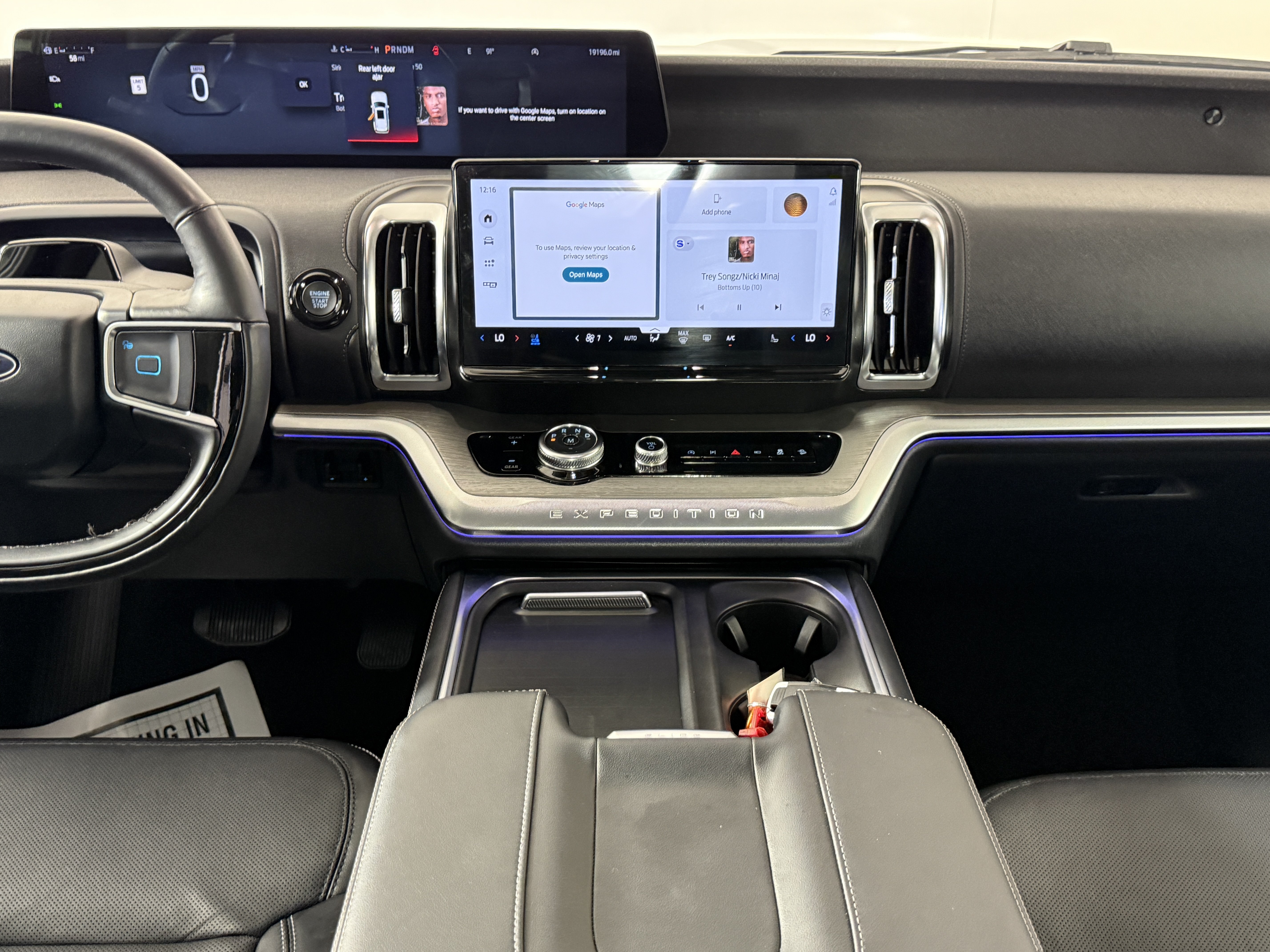 Certified 2025 Ford Expedition Platinum AWD/4WD image 12