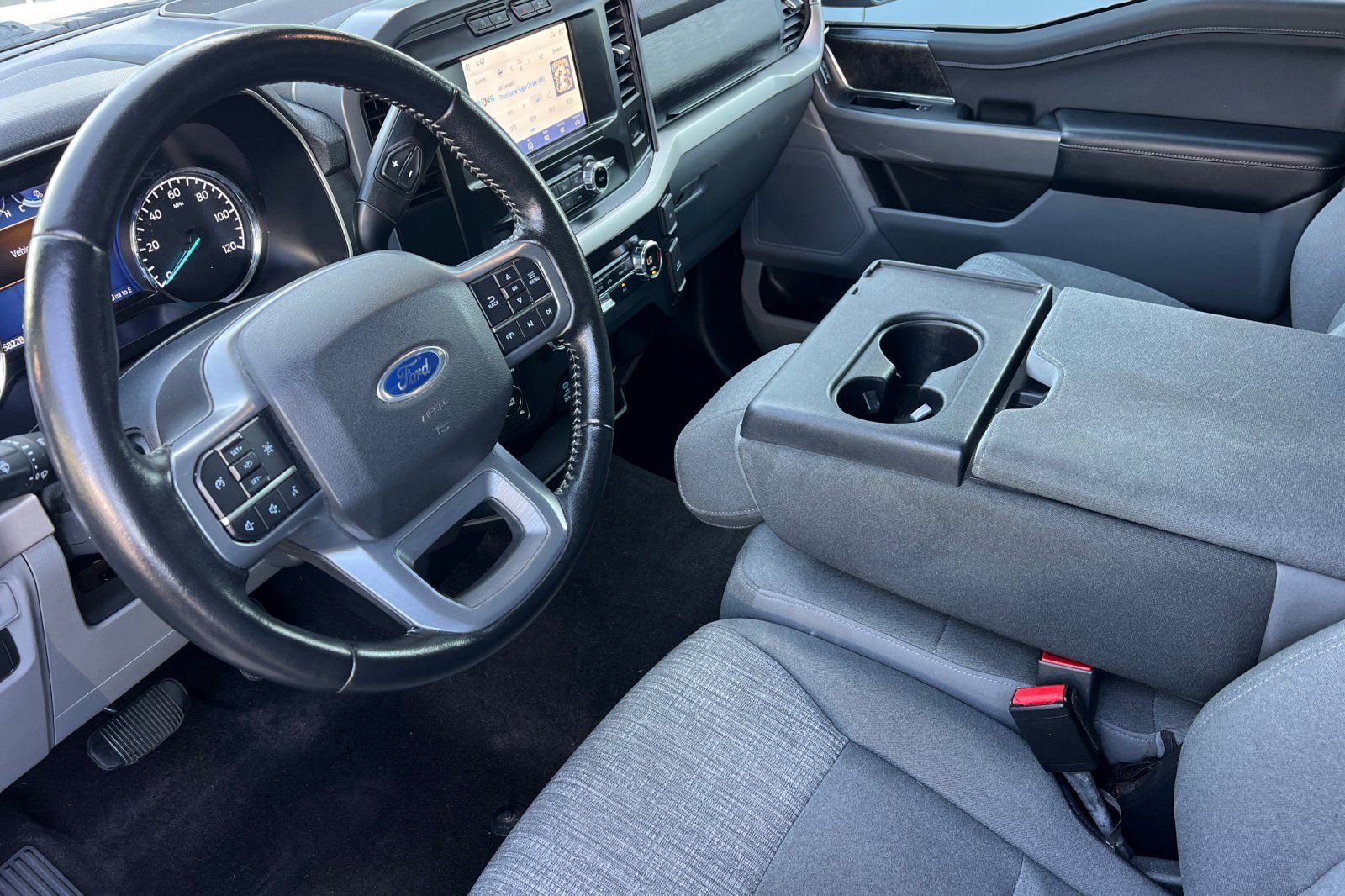 Certified 2021 Ford F150 XLT w/ Equipment Group 301A Mid AWD/4WD image 9