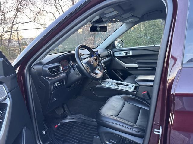 Certified 2023 Ford Explorer Limited w/ Equipment Group 301A image 13