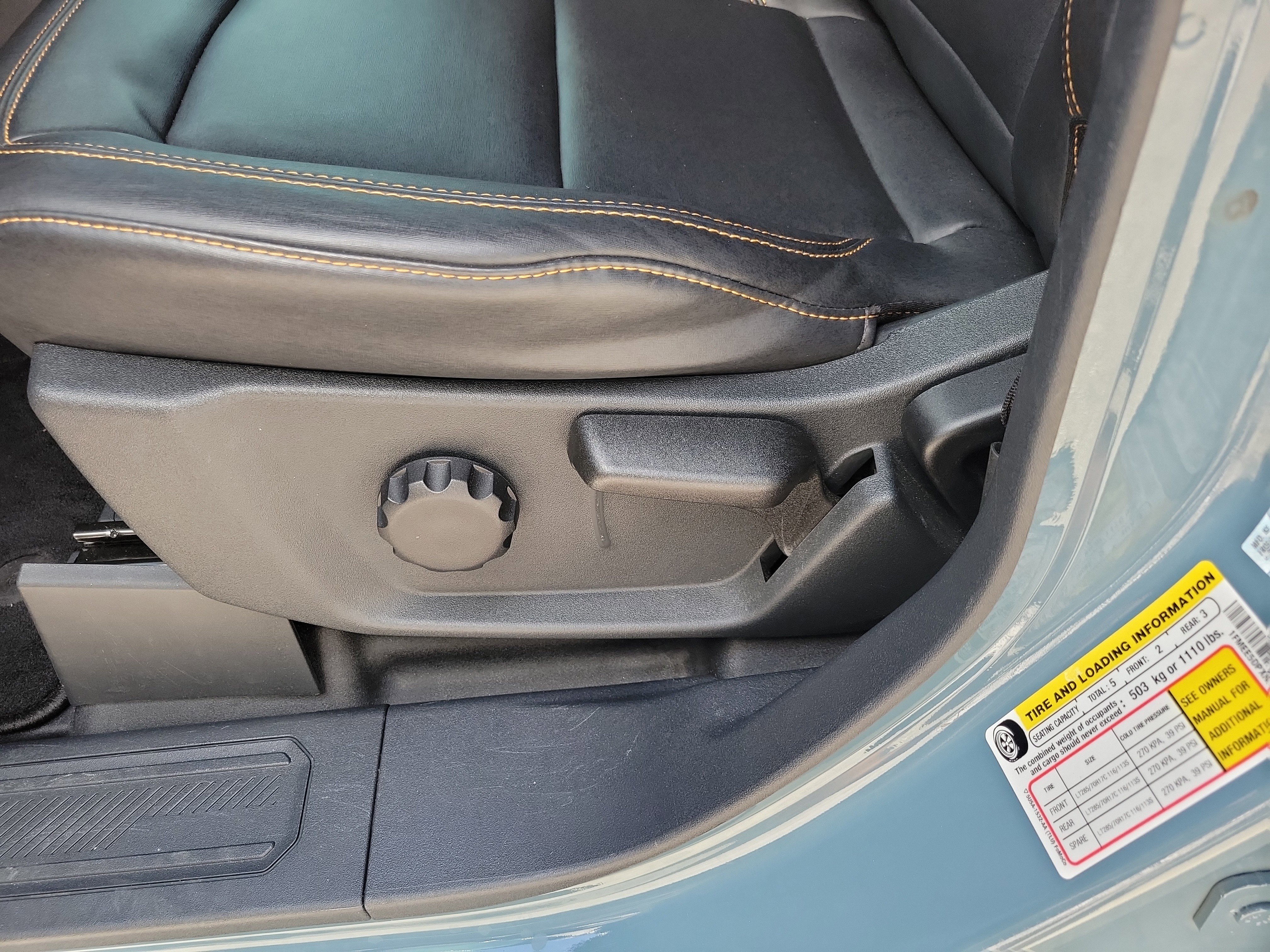 Certified 2022 Ford Bronco Badlands AWD/4WD image 16