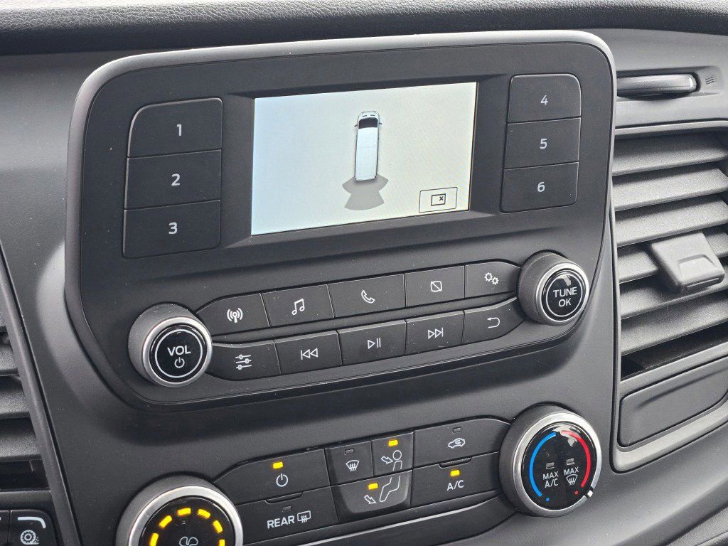 Certified 2022 Ford Transit 350 XL image 18