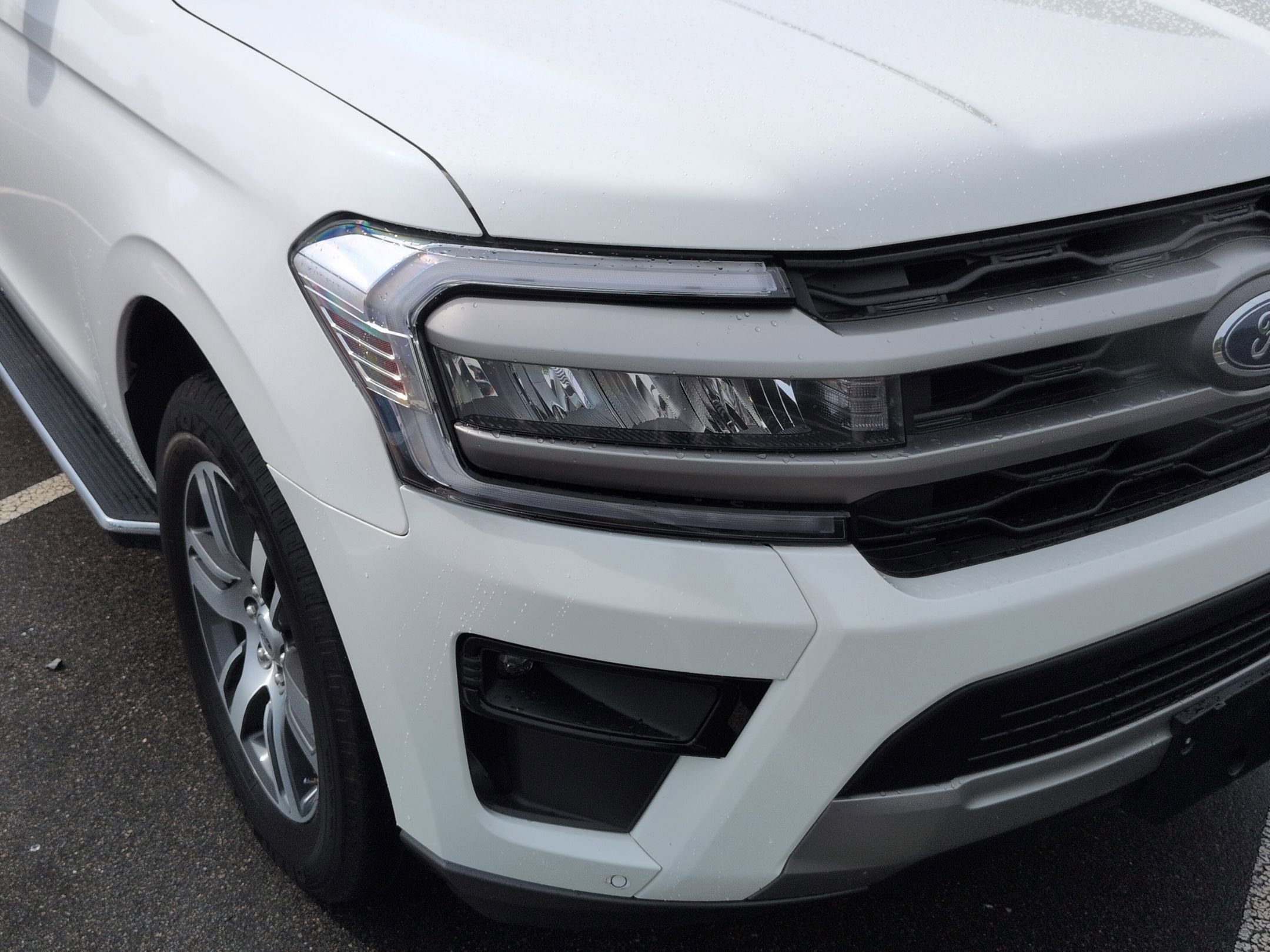 Certified 2023 Ford Expedition XLT RWD image 10