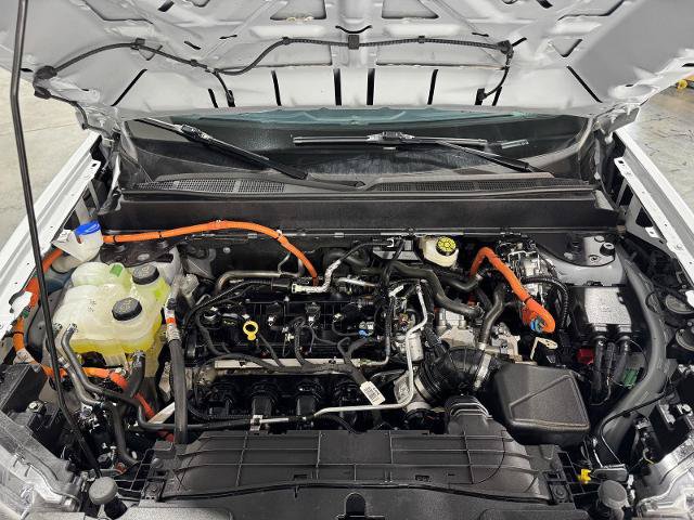 Certified 2025 Ford Maverick Lariat AWD/4WD image 37