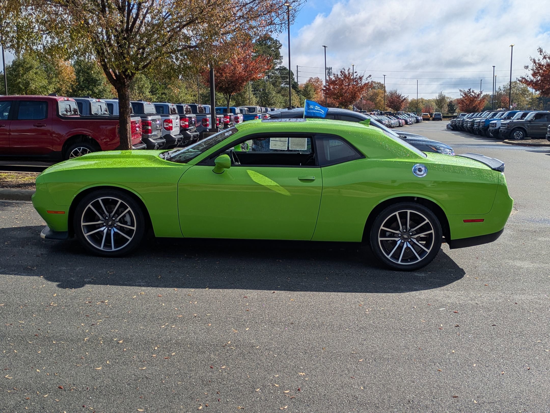 Used 2023 Dodge Challenger GT w/ Plus Package image 3
