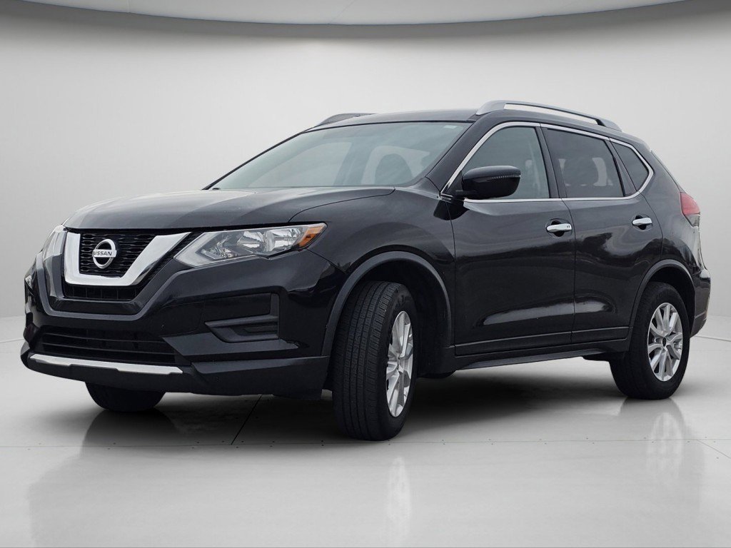 Used 2017 Nissan Rogue SV image 4