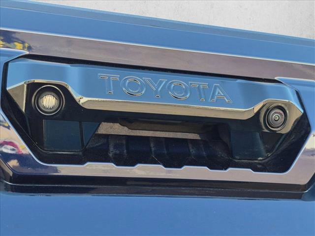 Used 2025 Toyota Tundra Limited AWD/4WD image 7