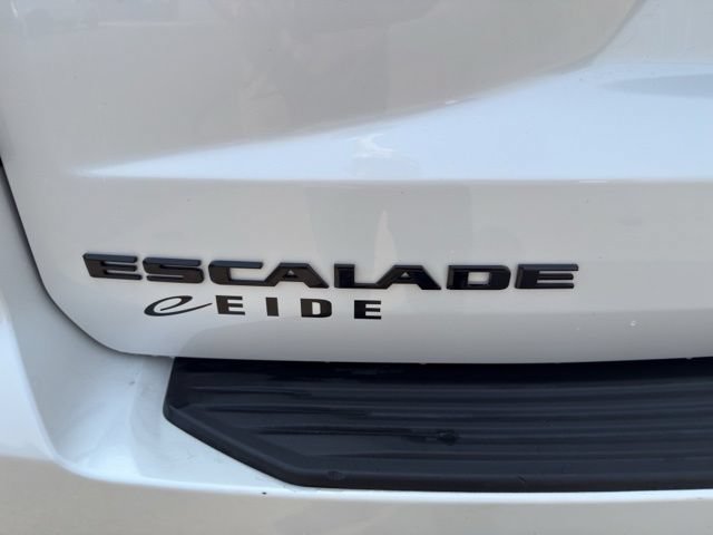 Used 2022 Cadillac Escalade Sport Platinum AWD/4WD image 38