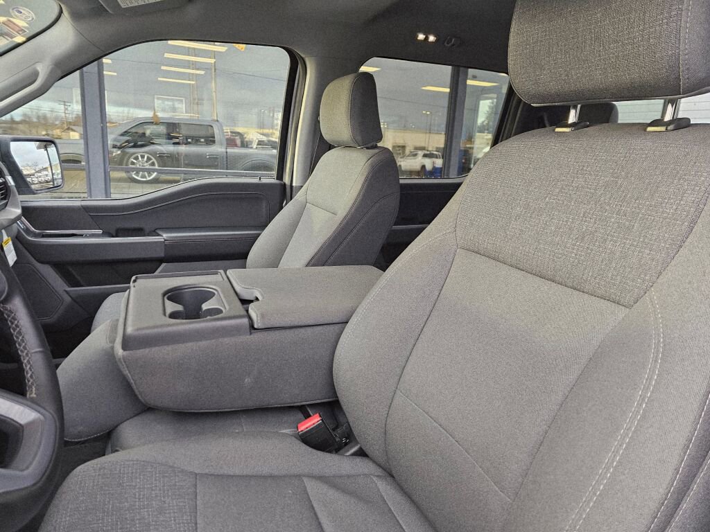 Certified 2025 Ford F150 XLT w/ Equipment Group 301A Standard image 17