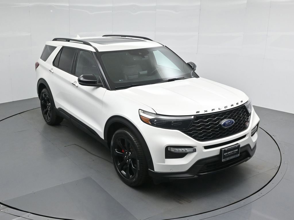 Certified 2021 Ford Explorer ST w/ Equipment Group 401A image 4