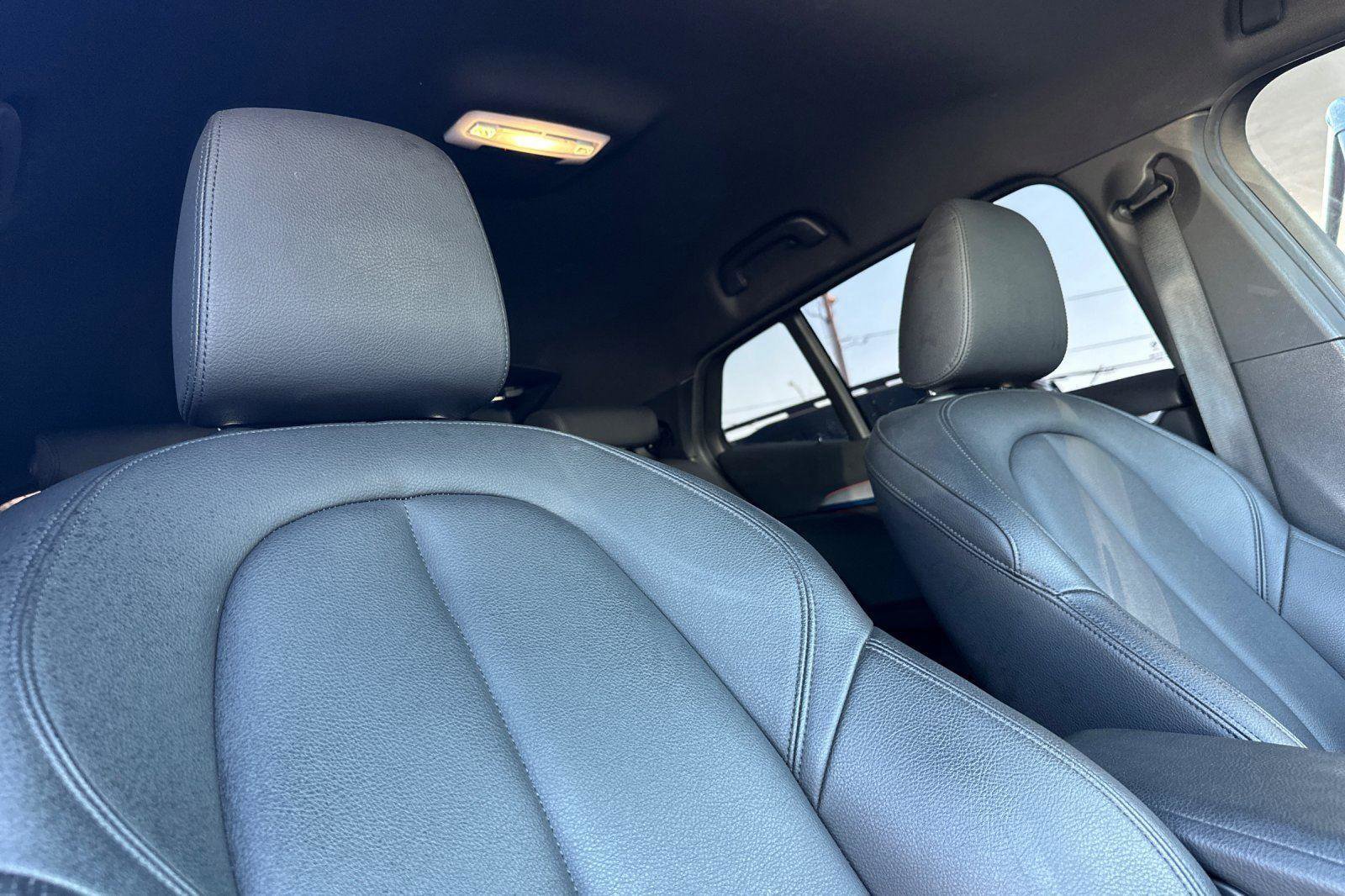 Used 2019 BMW X2 M35i image 14