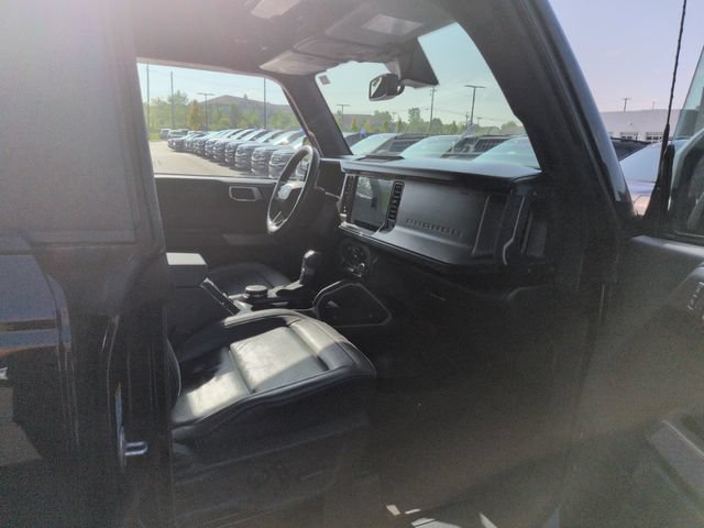 Certified 2022 Ford Bronco Outer Banks w/ Sasquatch Package AWD/4WD image 15