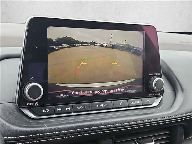 Used 2023 Nissan Rogue SV FWD image 13