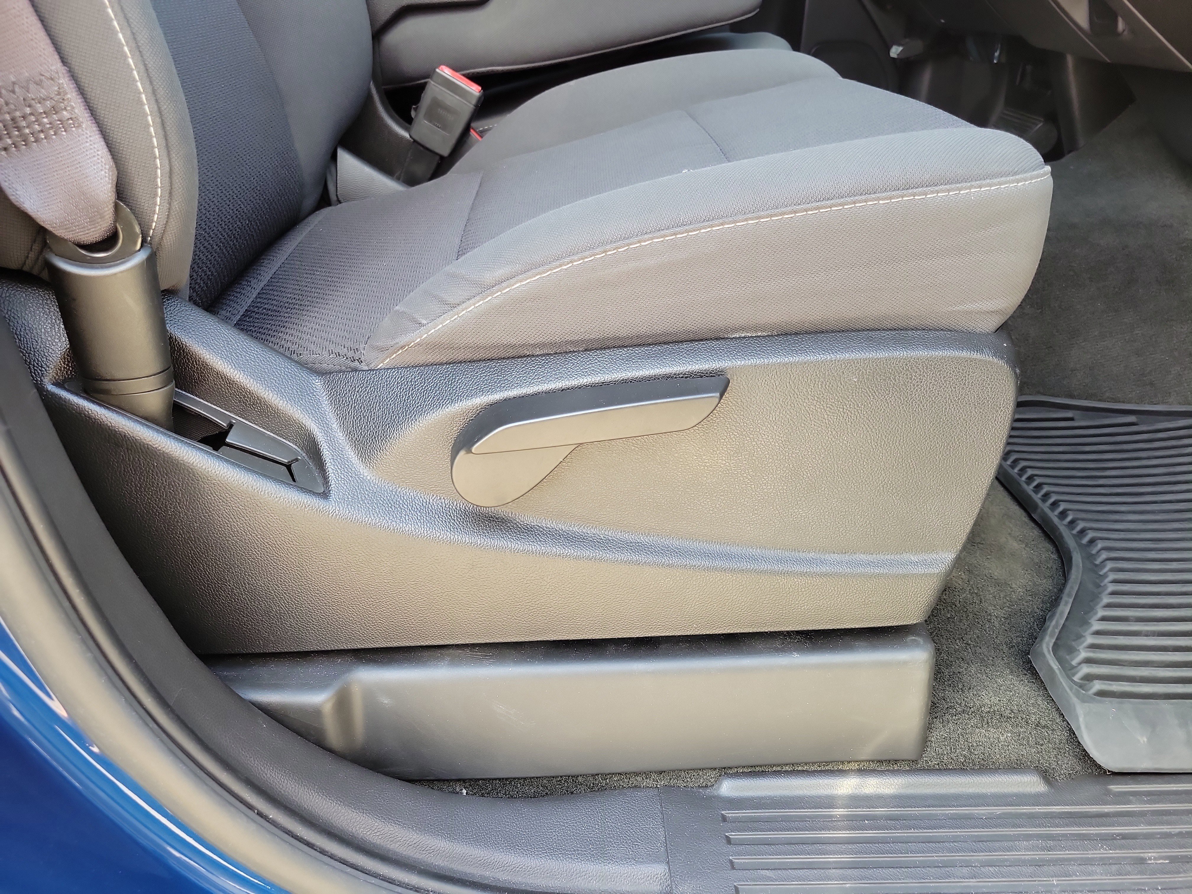 Used 2017 GMC Sierra 1500 SLE w/ SLE Value Package image 30