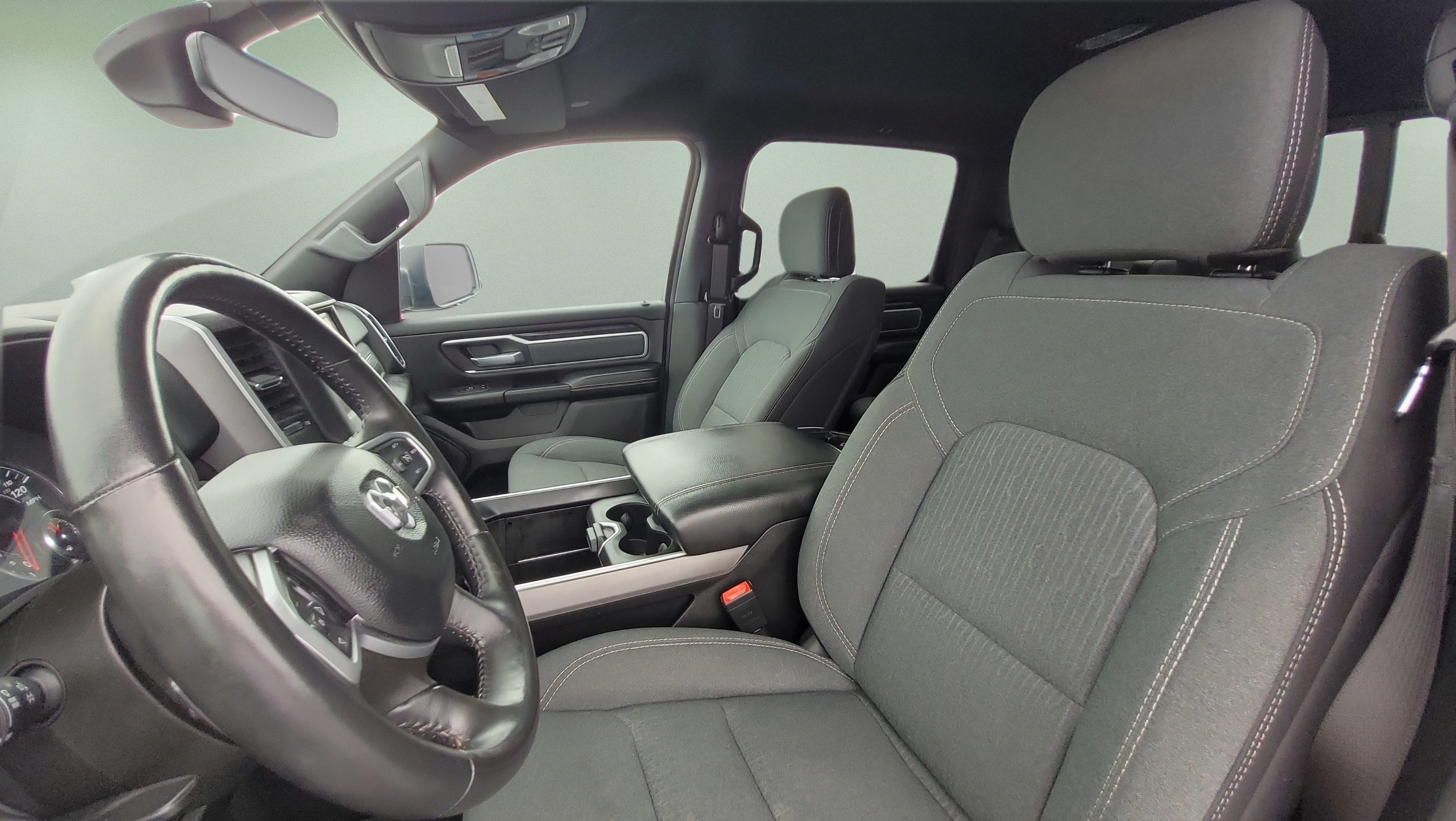 Used 2022 RAM 1500 Big Horn AWD/4WD image 29