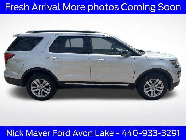 Certified 2018 Ford Explorer XLT w/ Equipment Group 202A AWD/4WD image 3
