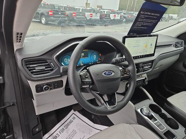 Certified 2023 Ford Escape Platinum w/ Premium Technology Package image 15