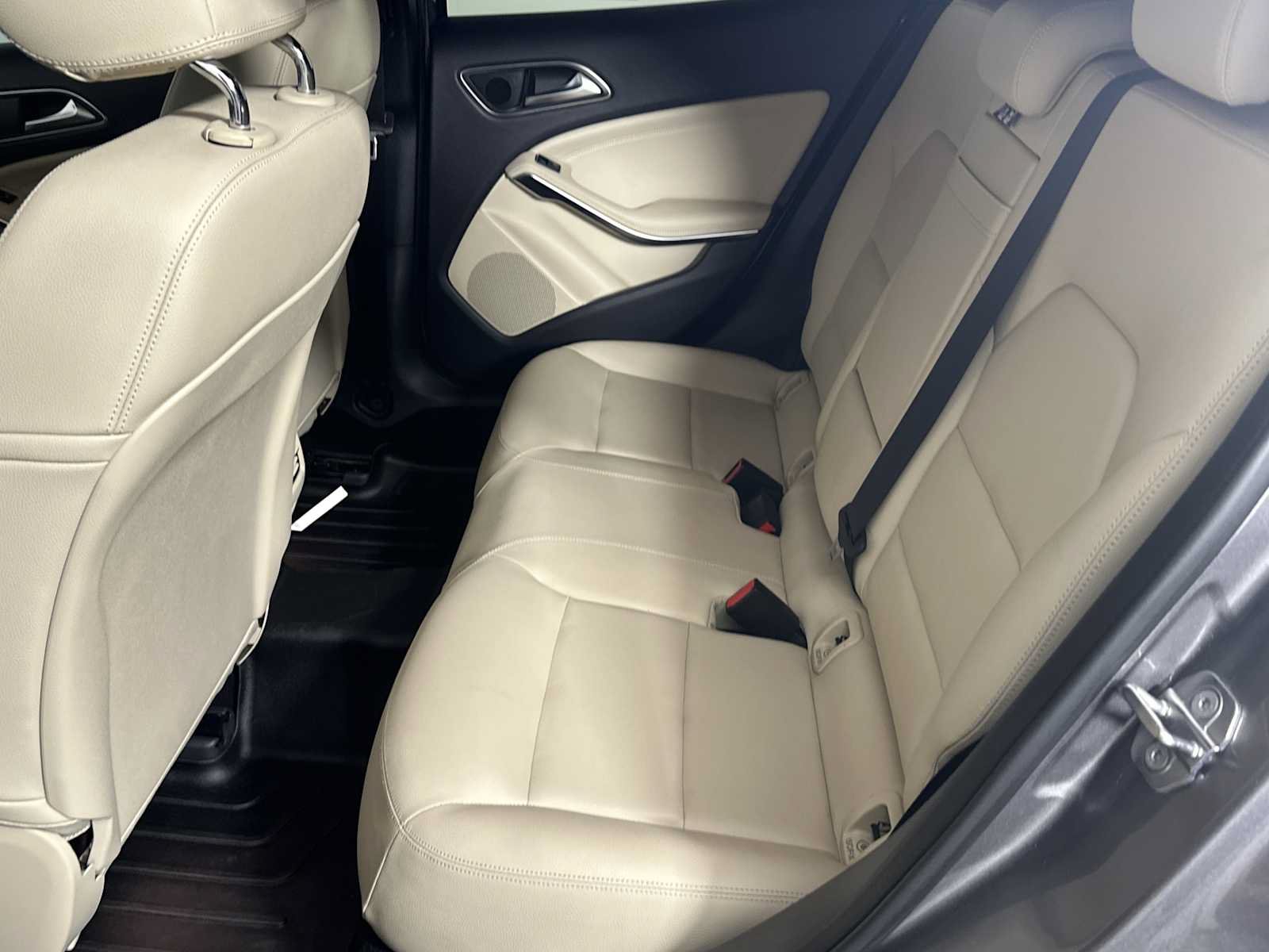 Used 2019 Mercedes-Benz GLA 250 image 27