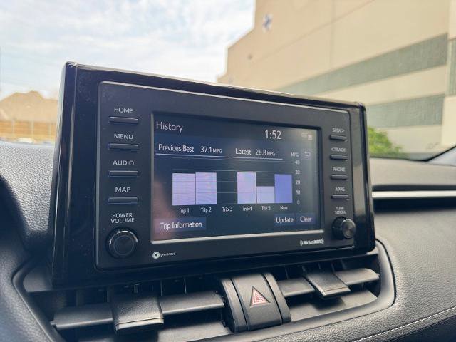 Used 2021 Toyota RAV4 XLE FWD image 26