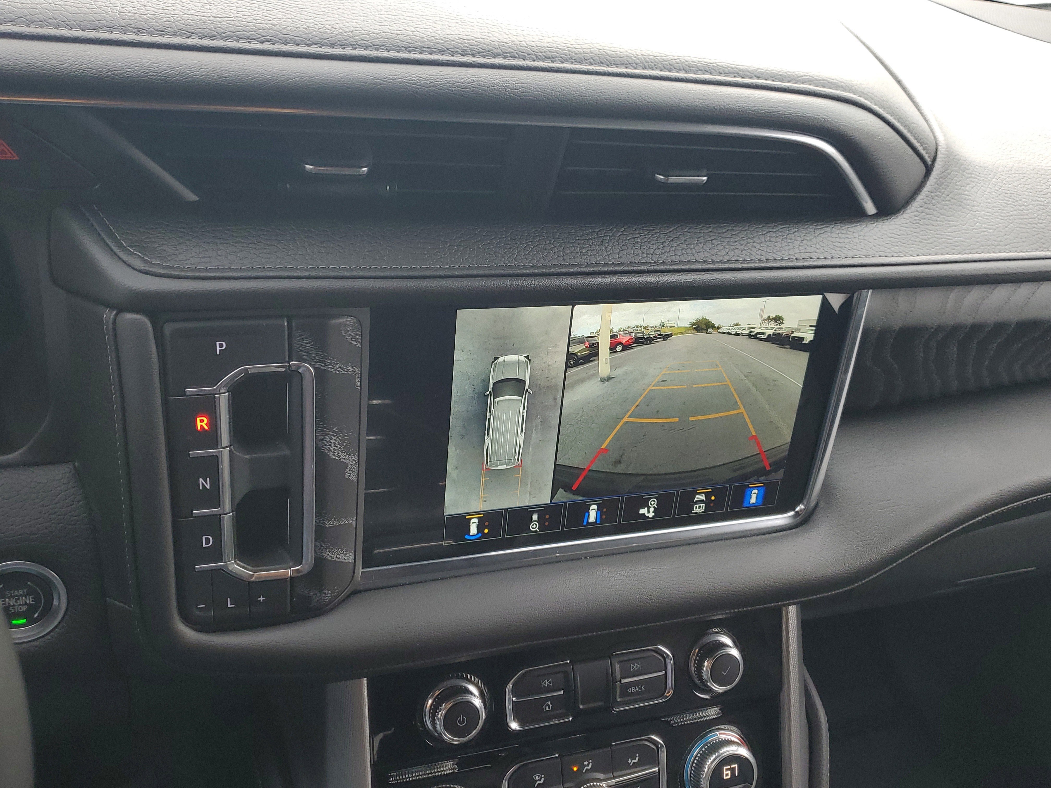 Used 2023 GMC Yukon XL Denali image 27