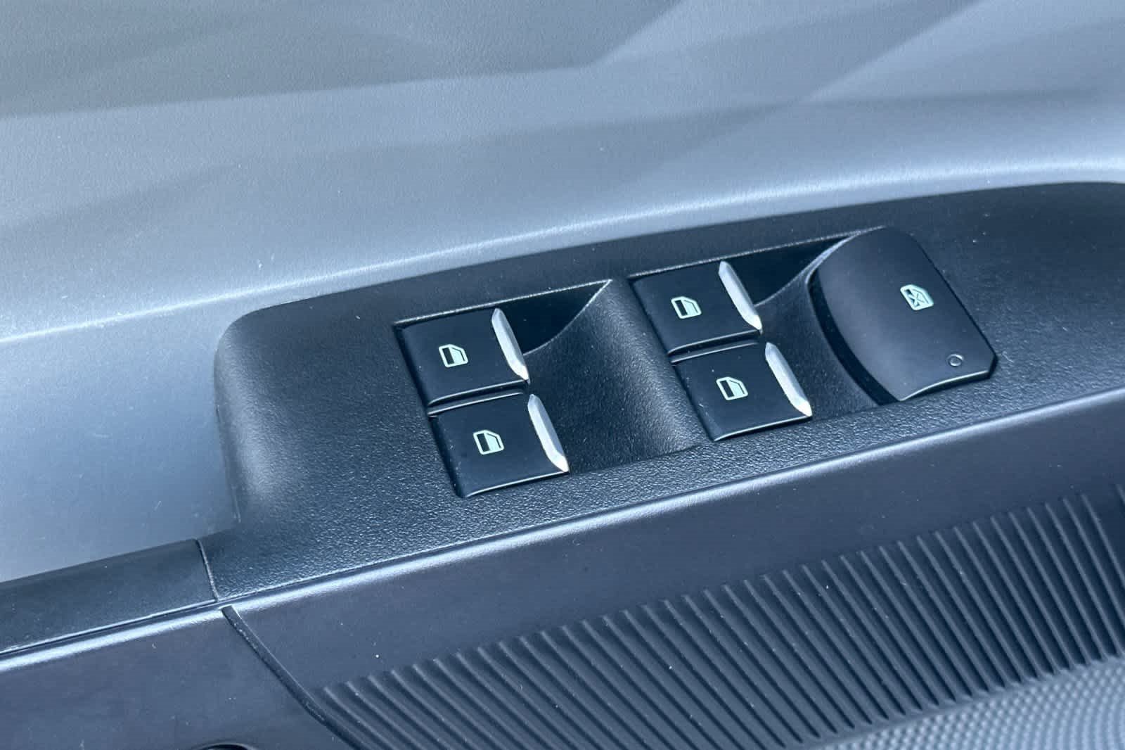 Certified 2025 Ford Maverick XL image 14