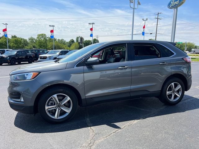 Certified 2024 Ford Edge SEL w/ Convenience Package AWD/4WD image 3