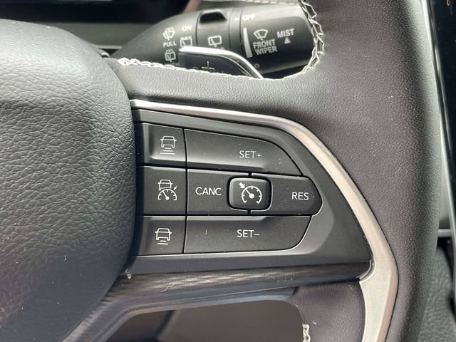 Used 2024 Jeep Grand Cherokee Altitude AWD/4WD image 21