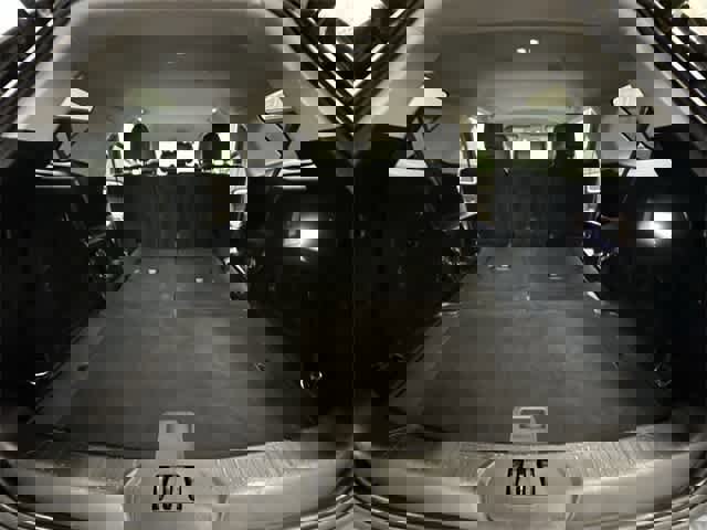 Certified 2022 Ford Explorer XLT w/ Equipment Group 202A image 29