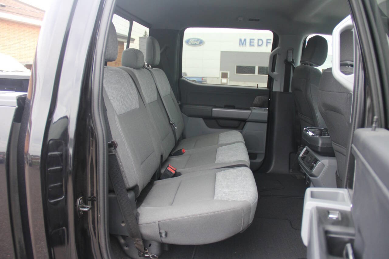 Certified 2022 Ford F150 XLT w/ Equipment Group 302A High image 15