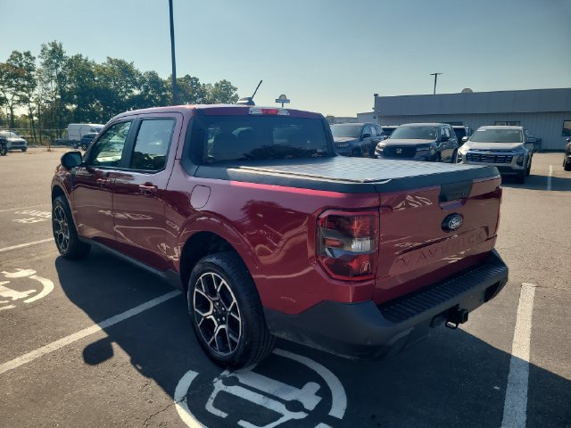 Certified 2026 Ford Maverick Lariat w/ 4K Tow Package AWD/4WD image 7
