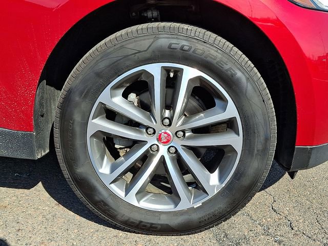 Used 2020 Jaguar F-PACE Premium image 8