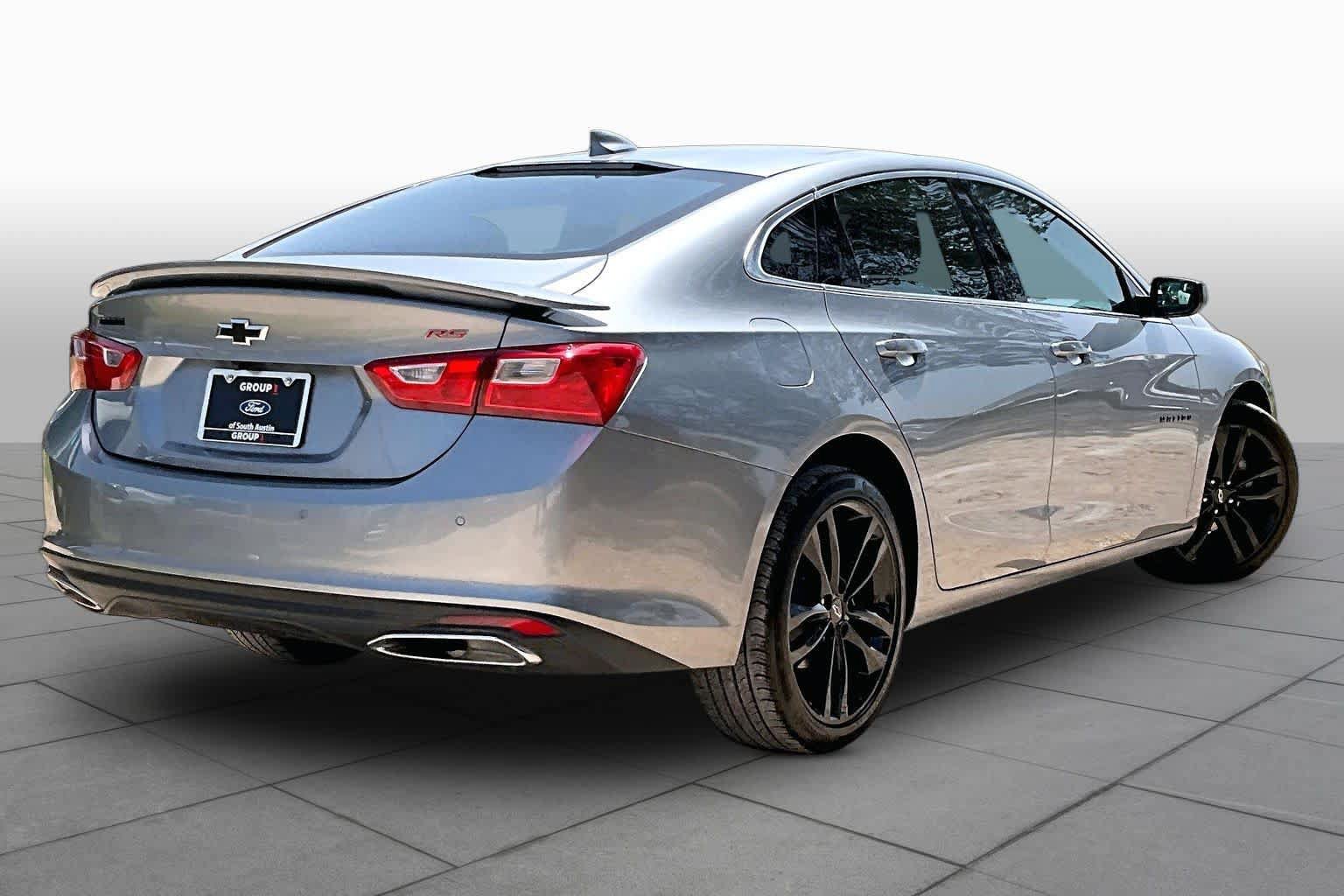 Used 2025 Chevrolet Malibu RS FWD image 7