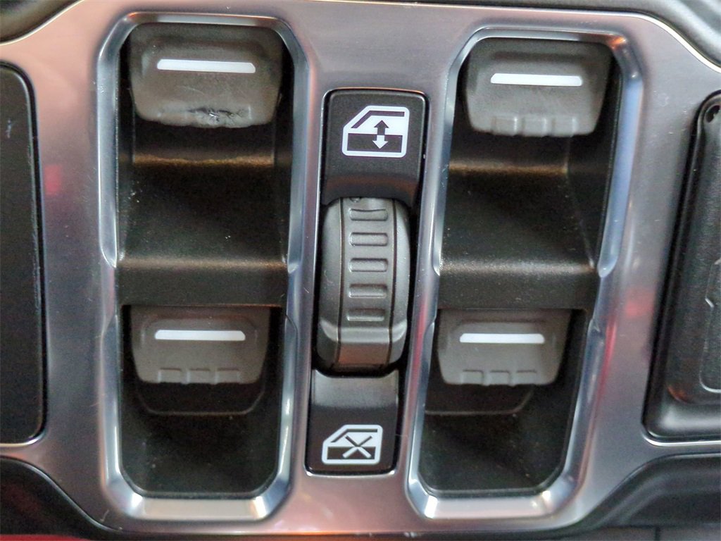 Used 2022 Jeep Gladiator Rubicon w/ Cold Weather Group image 24