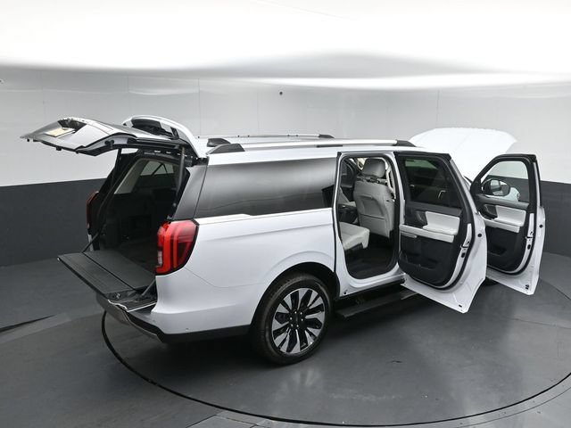Certified 2025 Ford Expedition Max Platinum w/ Driver's Package AWD/4WD image 60